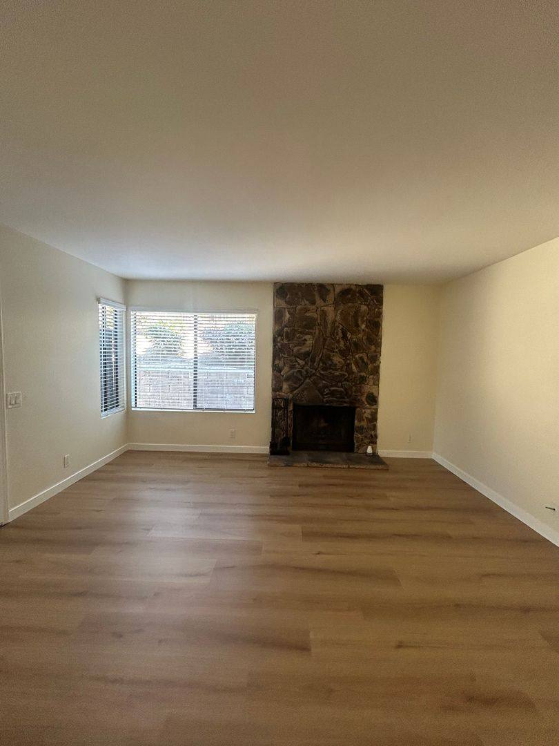 Townhouse for rent at 2115 Alpine Glen Place, Alpine, CA 91901