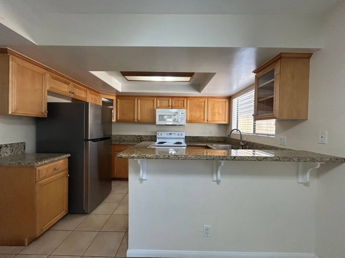 Townhouse for rent at 2115 Alpine Glen Place, Alpine, CA 91901
