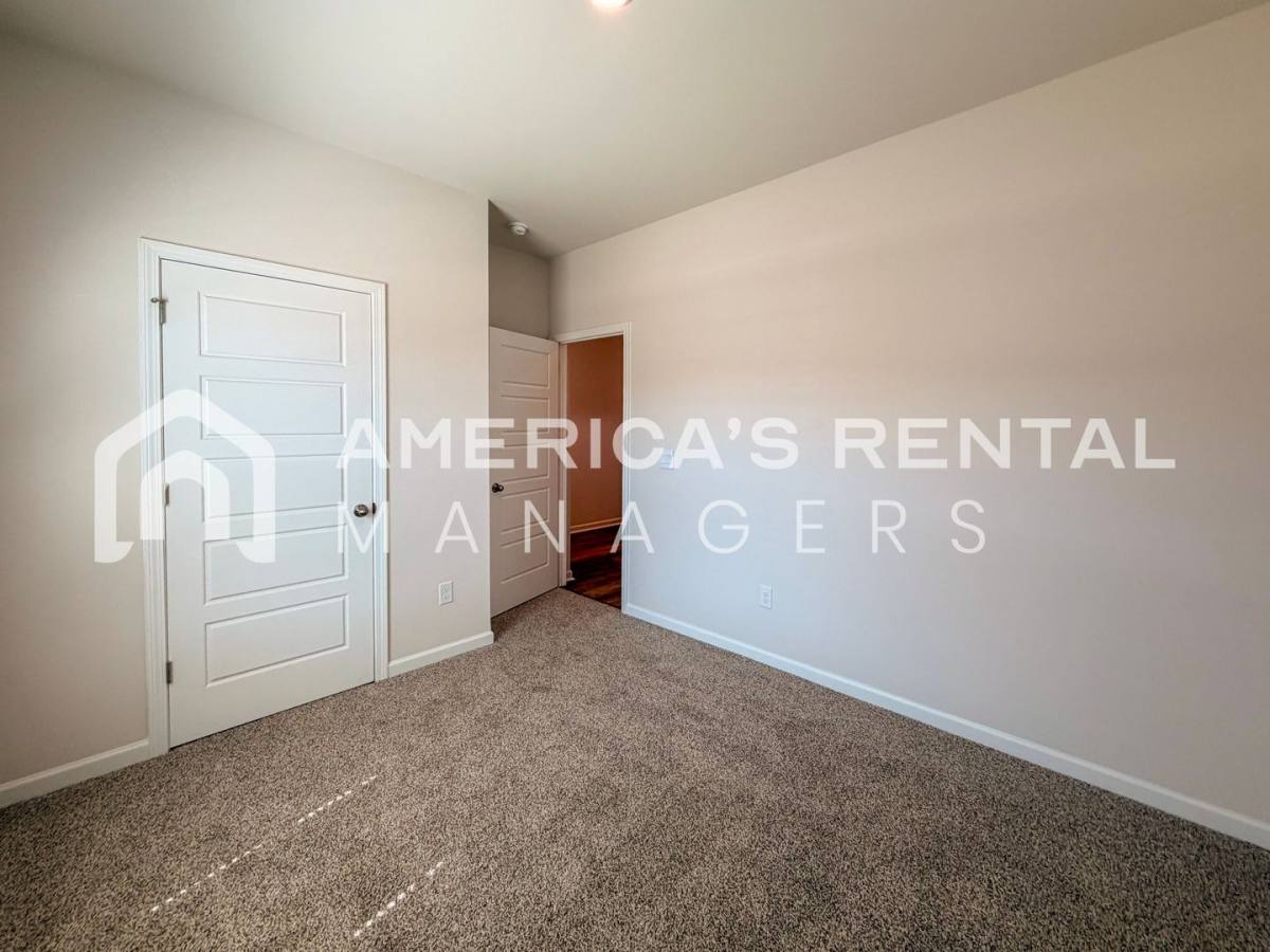 House for rent at 6152 Feather Way SE, Owens Cross Roads, AL 35763