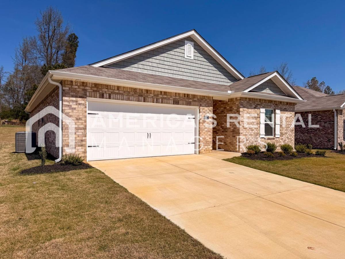 House for rent at 6152 Feather Way SE, Owens Cross Roads, AL 35763
