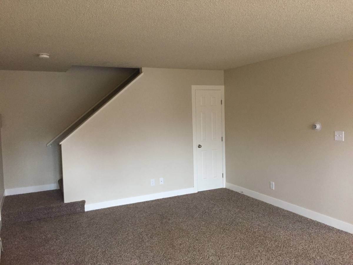 Townhouse for rent at 1612 E 17th St, Loveland, CO 80538