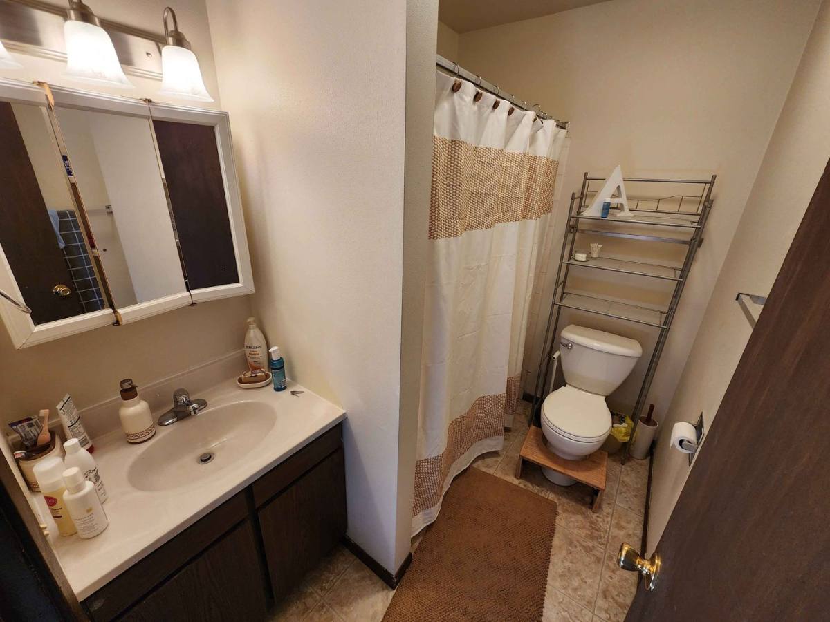 Apartment for rent at 851 N Hastings Ave, Eau Claire, WI 54703