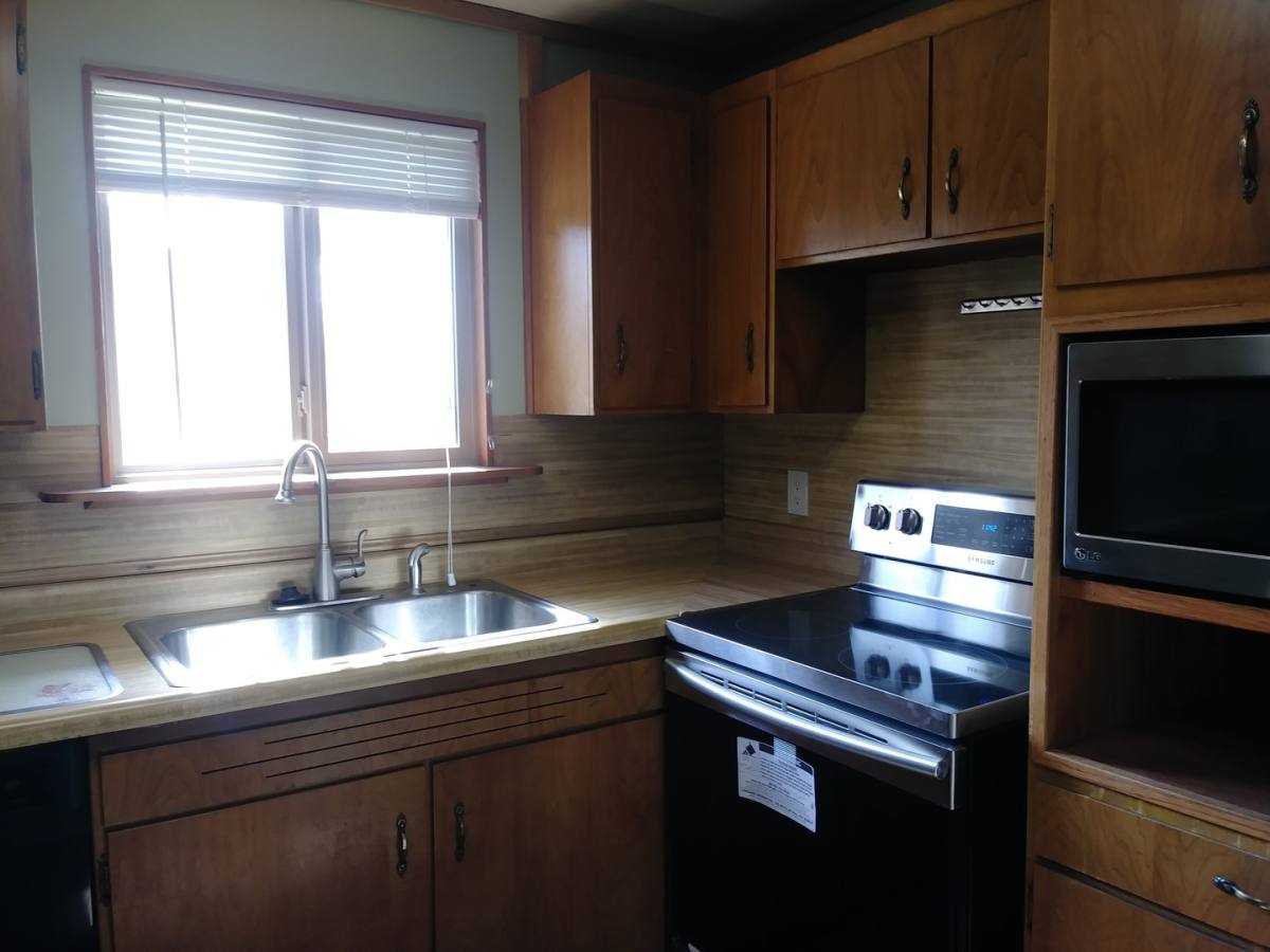 House for rent at 380 W 1050 N, Layton, UT 84041