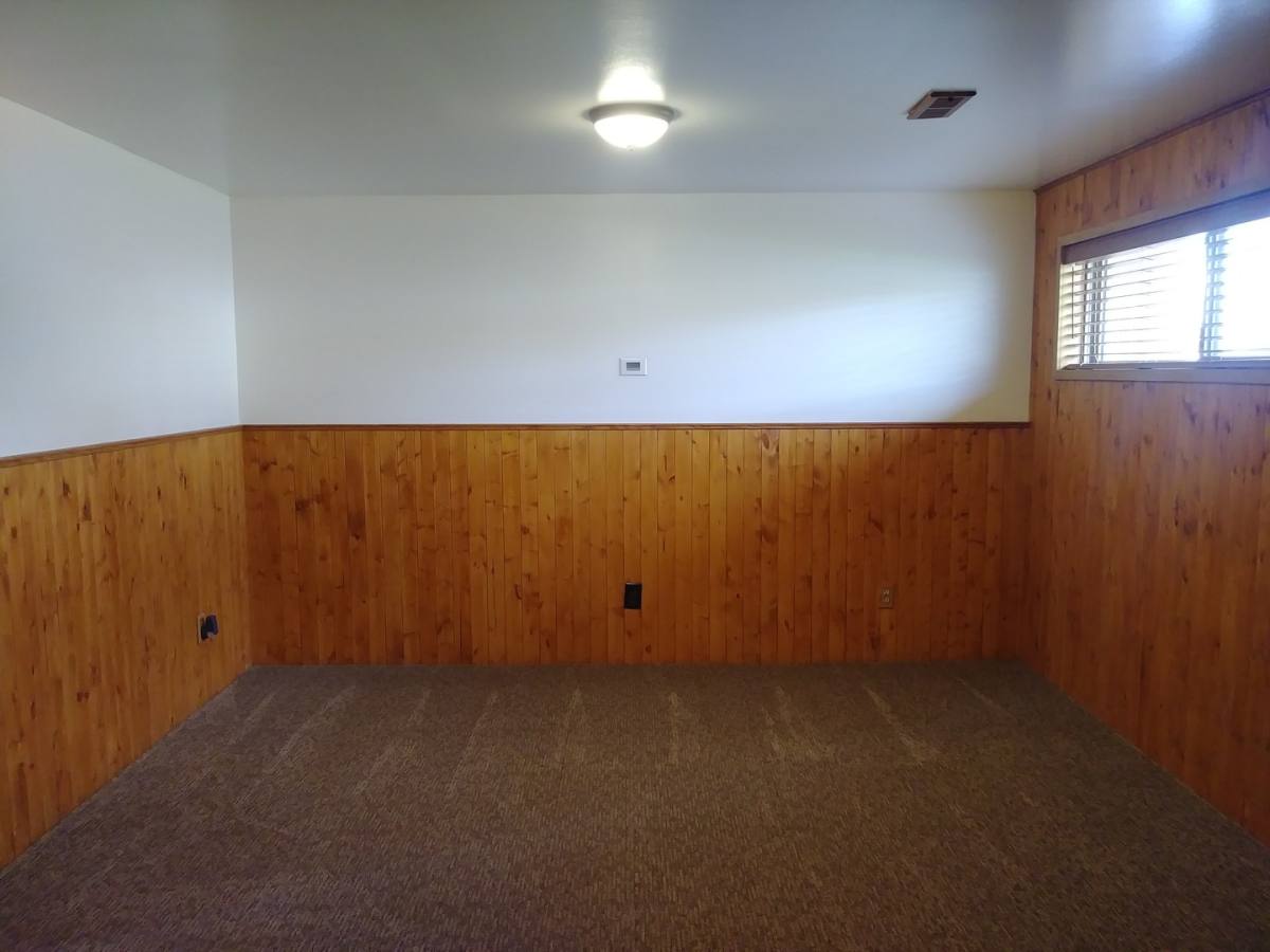 House for rent at 380 W 1050 N, Layton, UT 84041
