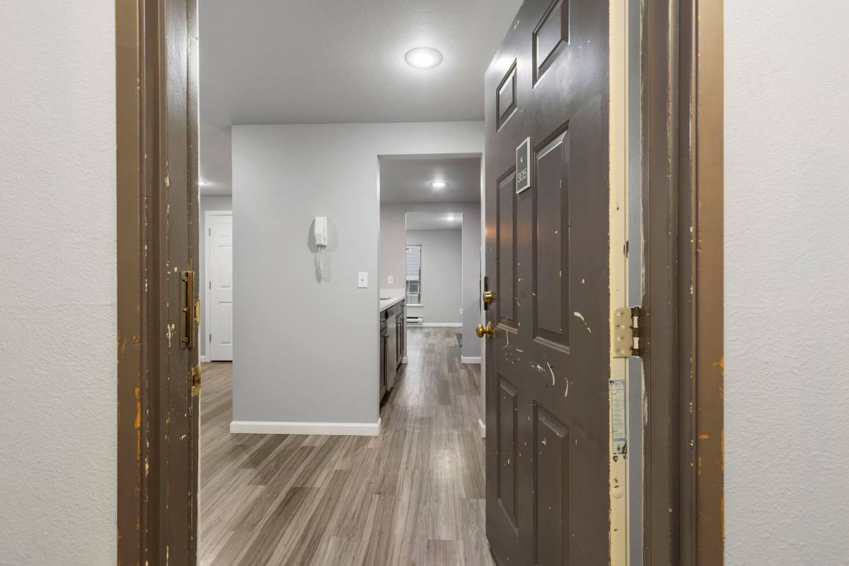 Apartment for rent at 1158 N 91st St, Seattle, WA 98103