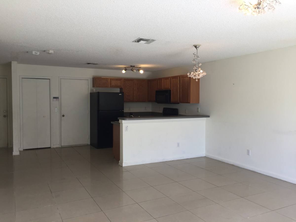 Townhouse for rent at 12640 Somerset Oaks St, Orlando, FL 32828