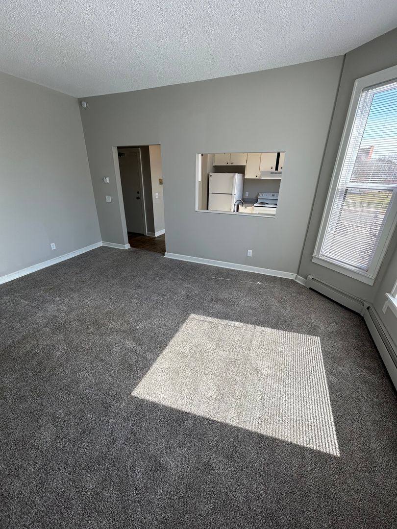 Apartment for rent at 736 E 16th St, Minneapolis, MN 55404