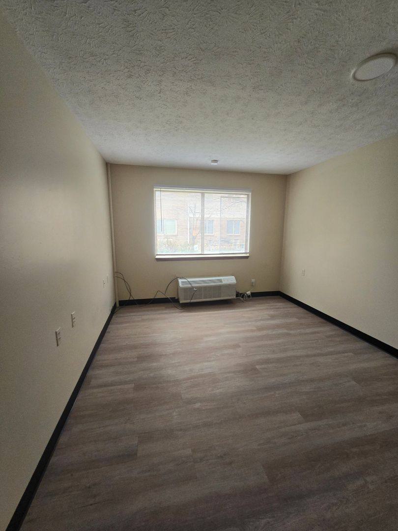 Apartment for rent at 819 Edgemont Ave, Indianapolis, IN 46208