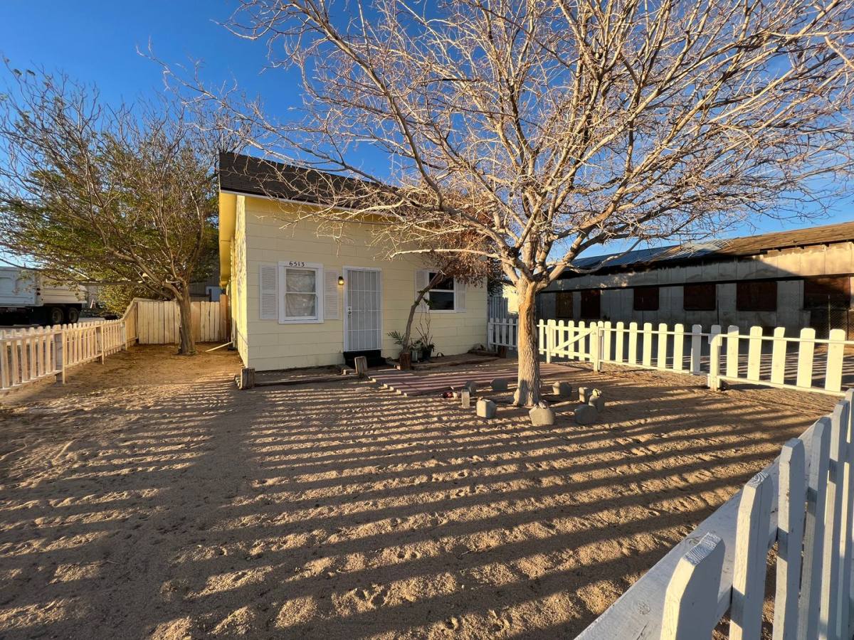 House for rent at 6513 Ash Ave, Inyokern, CA 93527