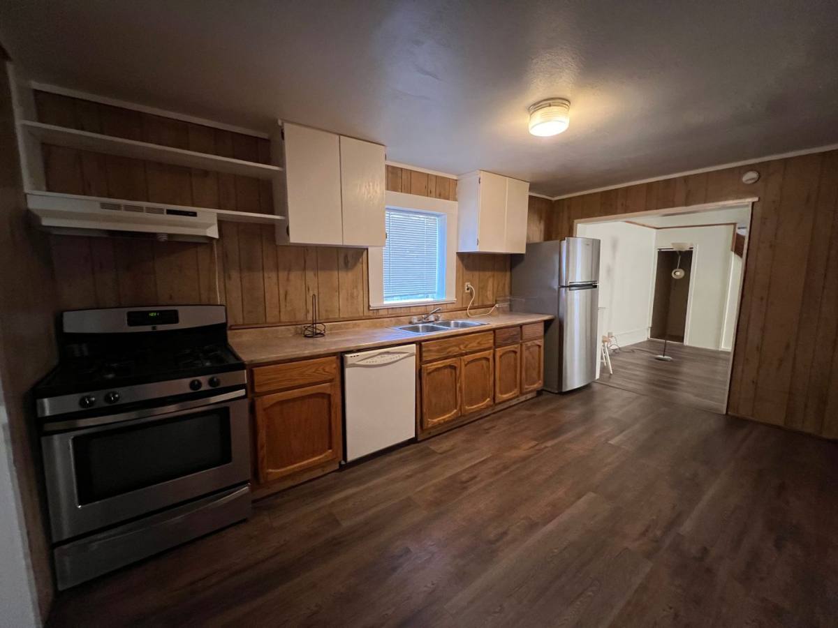 House for rent at 6513 Ash Ave, Inyokern, CA 93527