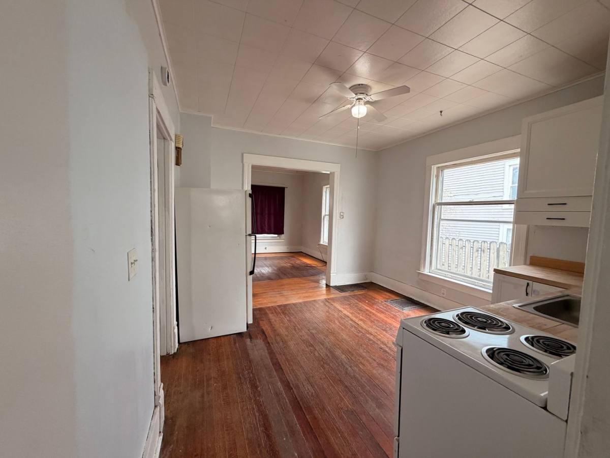 Apartment for rent at 1239 6th Ave N, Fort Dodge, IA 50501