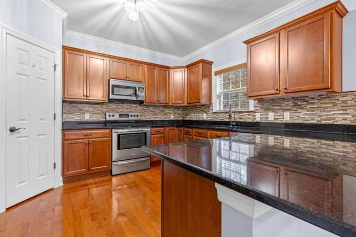 House for rent at 7160 Neville Dr, Ooltewah, TN 37363