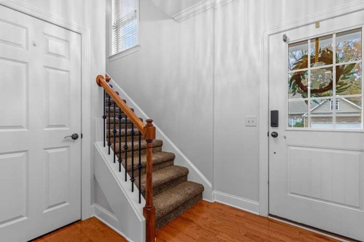 House for rent at 7160 Neville Dr, Ooltewah, TN 37363