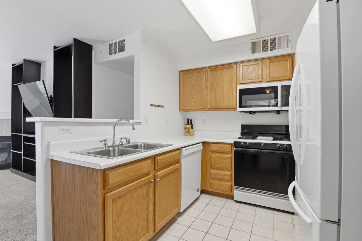 Condo for rent at 3074 Tarpon Dr, Las Vegas, NV 89120