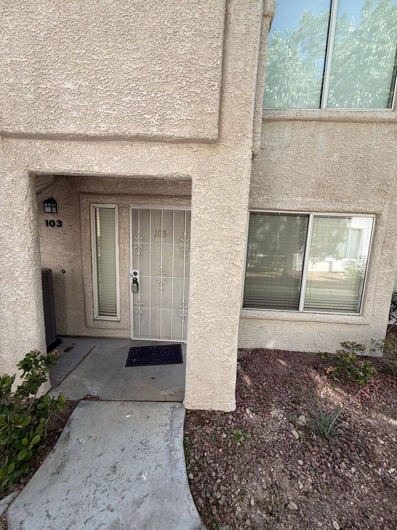 Condo for rent at 3074 Tarpon Dr, Las Vegas, NV 89120
