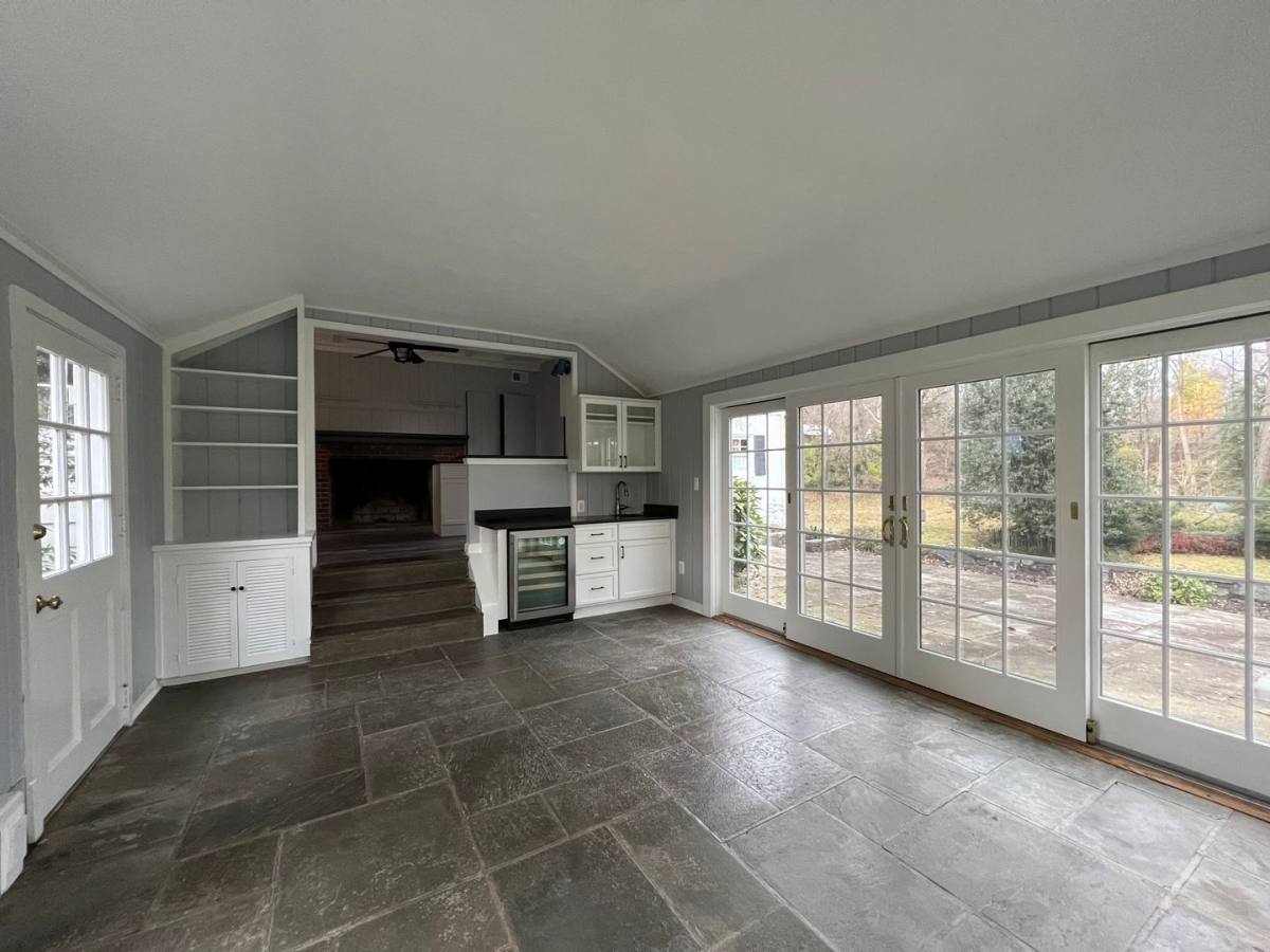 House for rent at 7309 River Rd, Bethesda, MD 20817