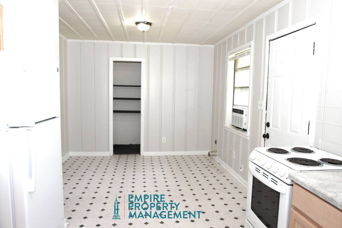 Apartment for rent at 4100 Broyles Ave SW, Huntsville, AL 35805
