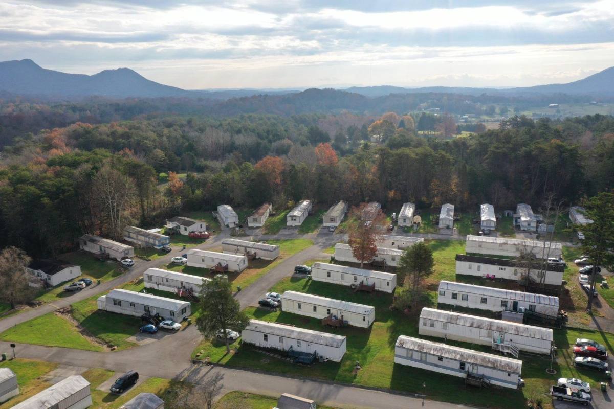 Apartment for rent at 220 Monday Rd, Corryton, TN 37721