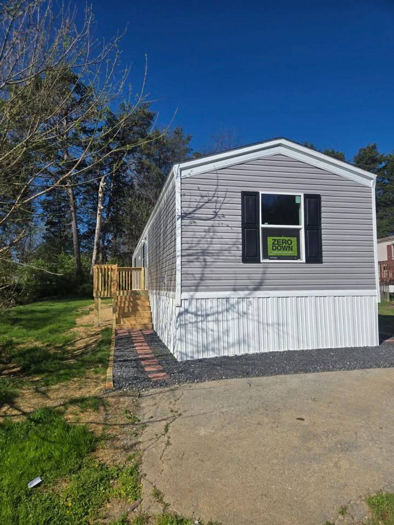 Apartment for rent at 220 Monday Rd, Corryton, TN 37721