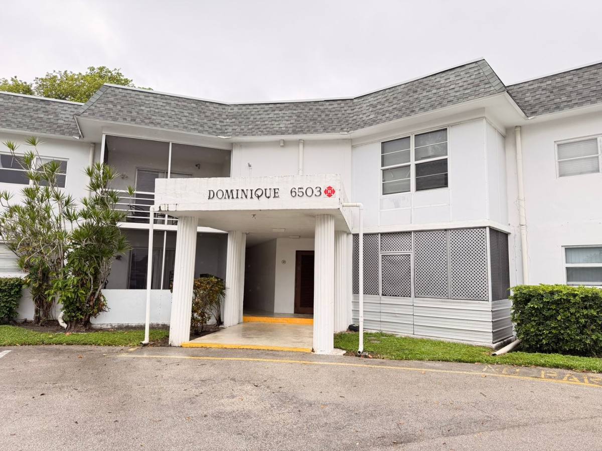 Apartment for rent at 6503 Winfield Blvd, Pompano Beach, FL 33063
