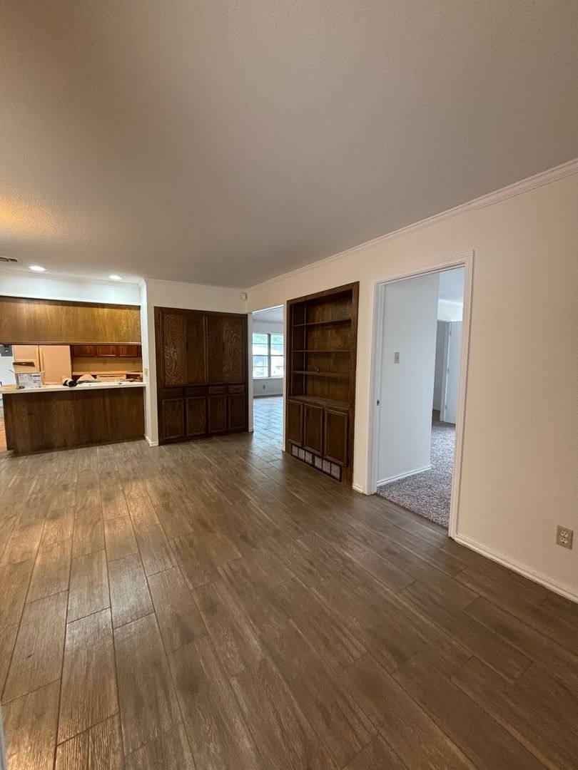 Apartment for rent at 6008 10 Shelton St, Fort Worth, TX 76112