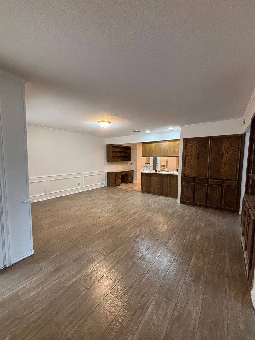 Apartment for rent at 6008 10 Shelton St, Fort Worth, TX 76112