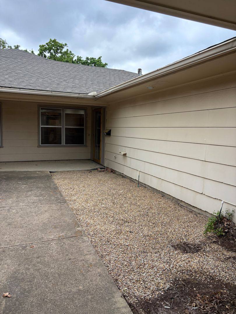 Apartment for rent at 6008 10 Shelton St, Fort Worth, TX 76112