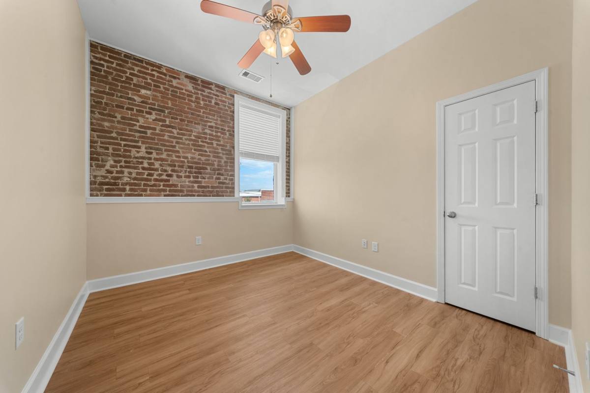 Apartment for rent at 53 E Main St, Statesboro, GA 30458