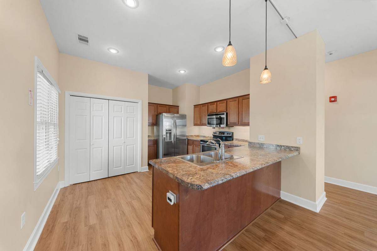 Apartment for rent at 53 E Main St, Statesboro, GA 30458