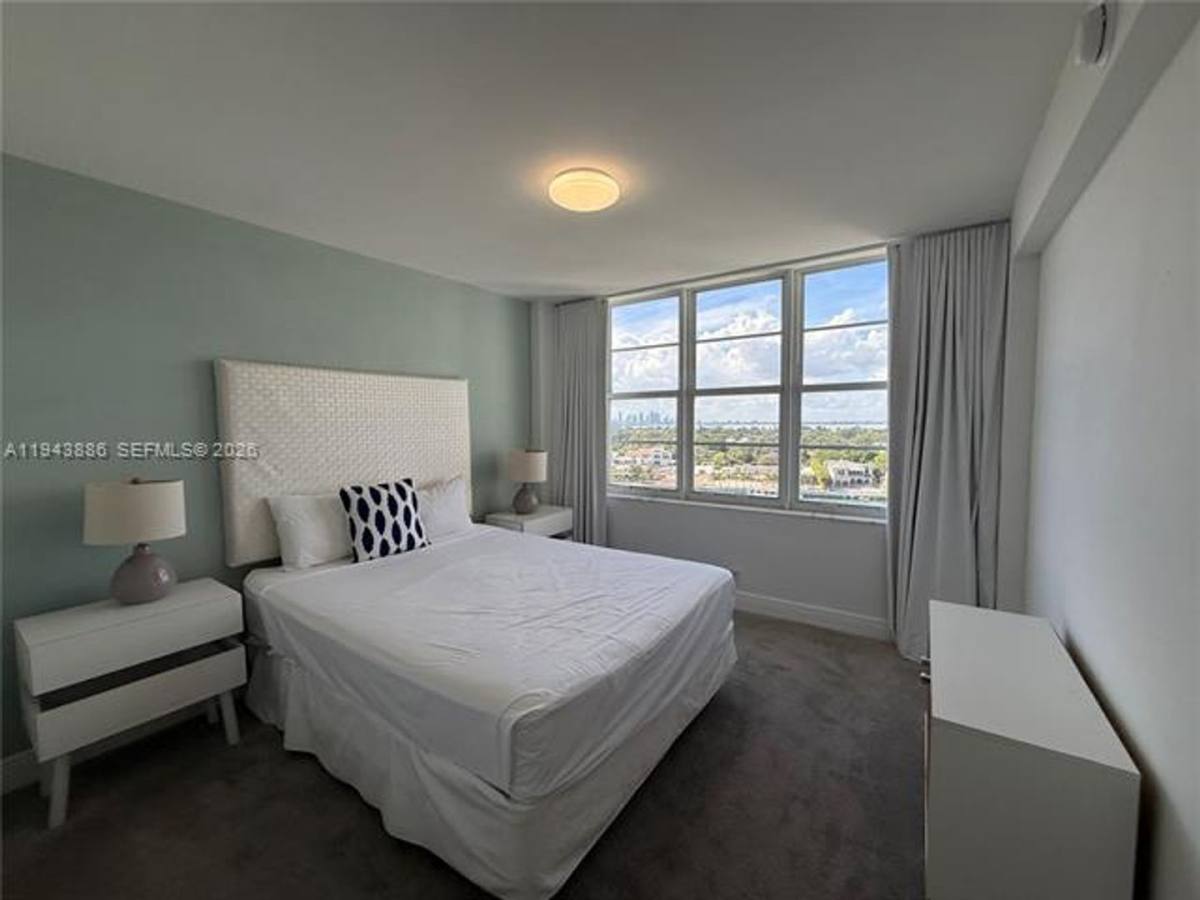 Apartment for rent at 5101 Collins Ave Appt 12T, Miami Beach, FL 33140