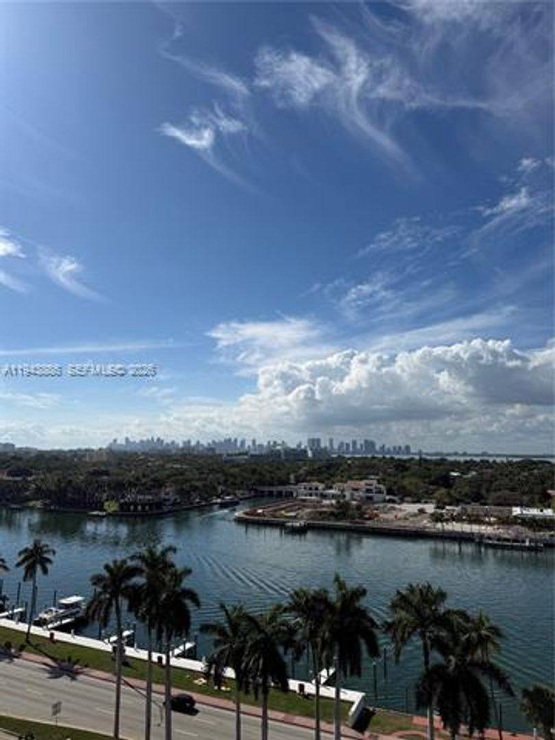 Apartment for rent at 5101 Collins Ave Appt 12T, Miami Beach, FL 33140