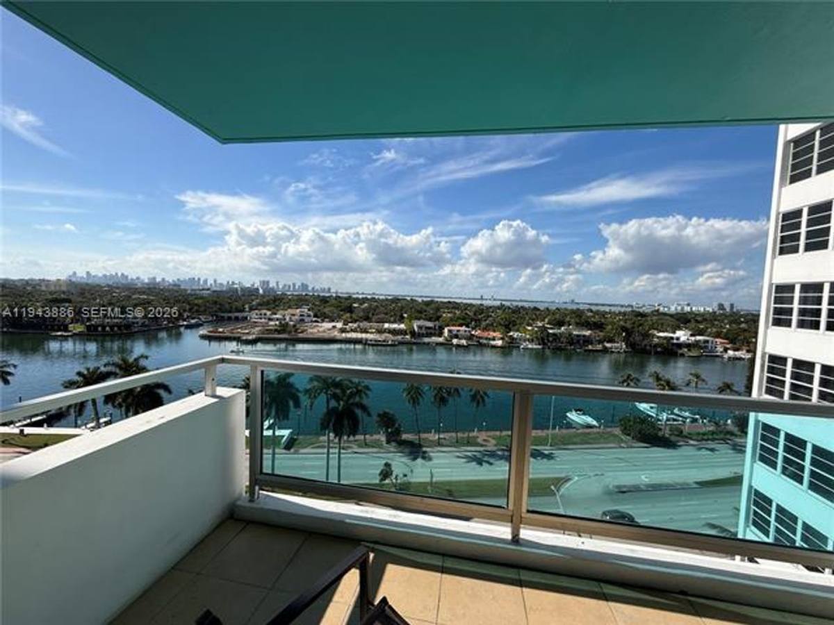 Apartment for rent at 5101 Collins Ave Appt 12T, Miami Beach, FL 33140