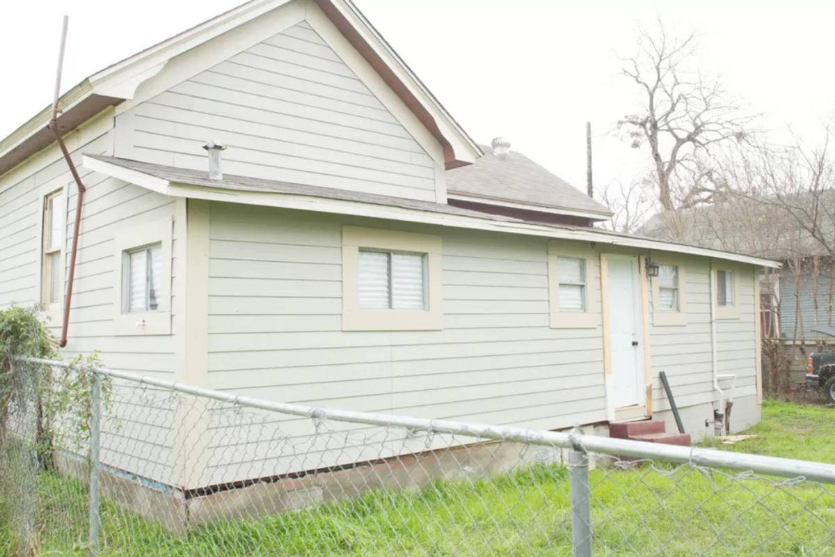 House for rent at 721 S Pine St, San Antonio, TX 78202