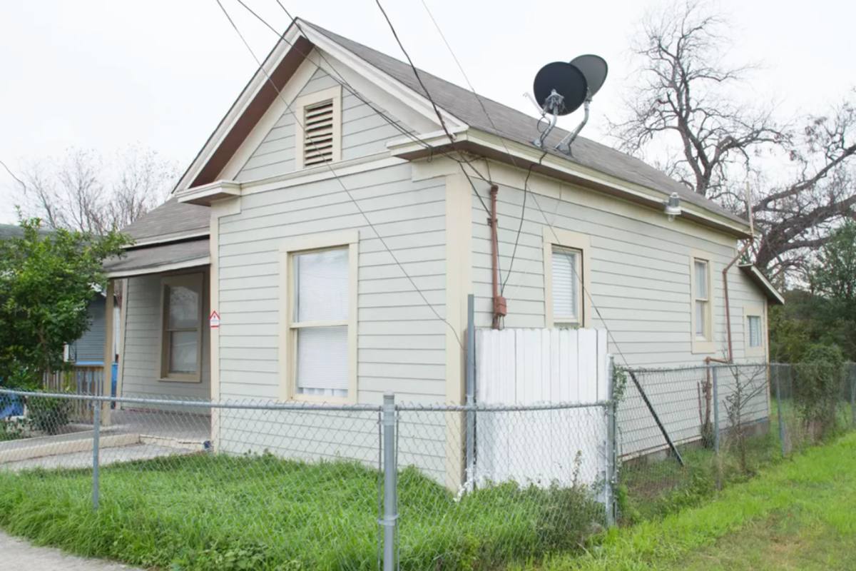 House for rent at 721 S Pine St, San Antonio, TX 78202