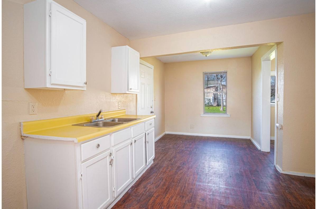 House for rent at 819 Larry, San Antonio, TX 78202