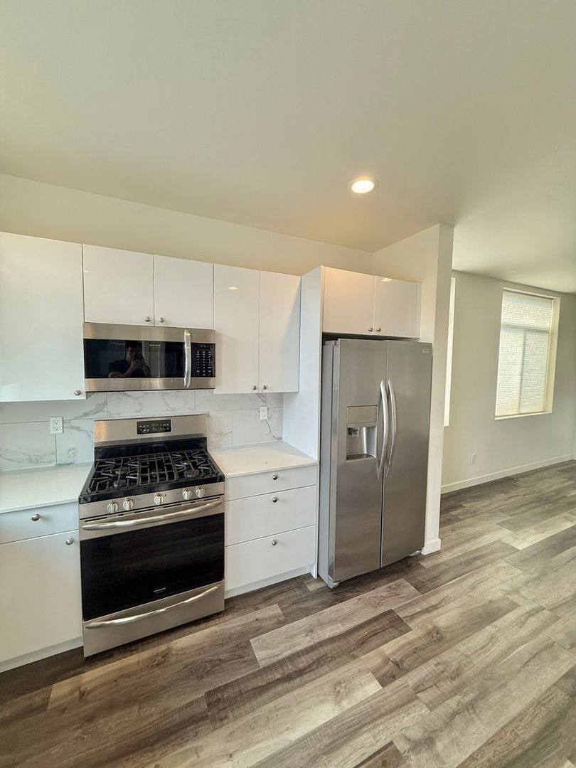 House for rent at 5203 A Ravenna Ave NE, Seattle, WA 98105