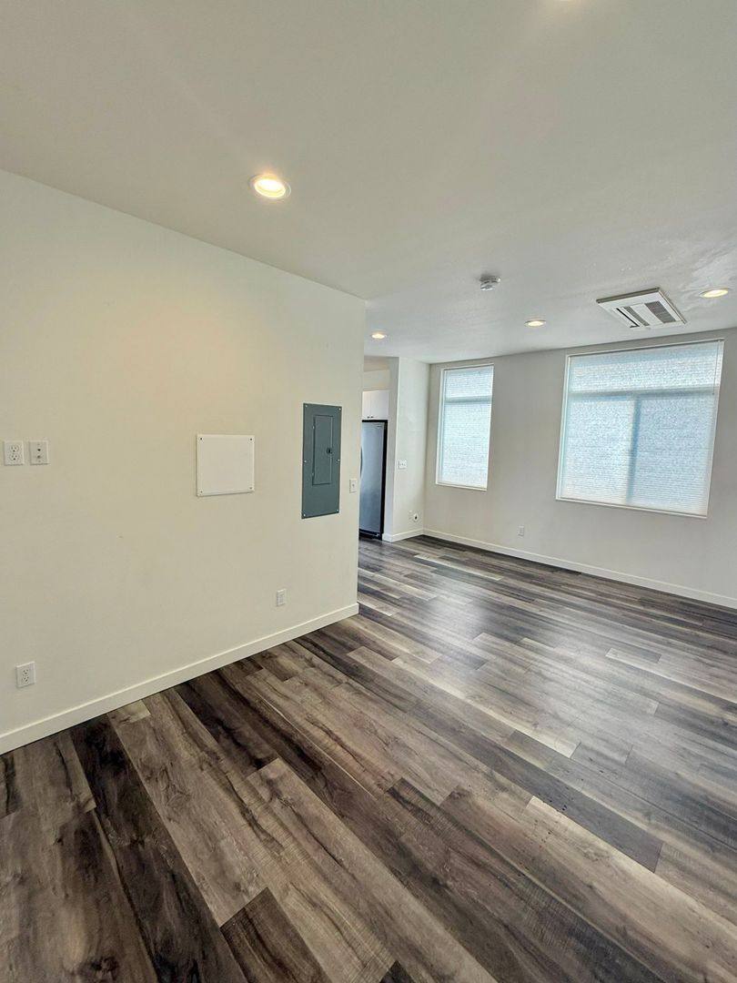 House for rent at 5203 A Ravenna Ave NE, Seattle, WA 98105
