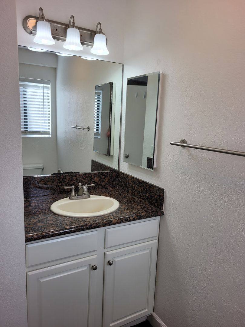 Apartment for rent at 73-4337 Kukulu Place, Kailua Kona, HI 96740