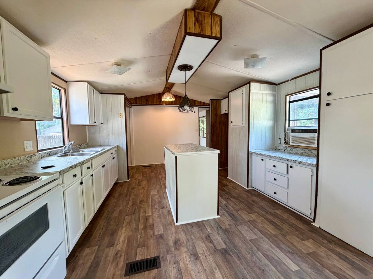 House for rent at 5138 Rollinglen Lp W, Lakeland, FL 33810