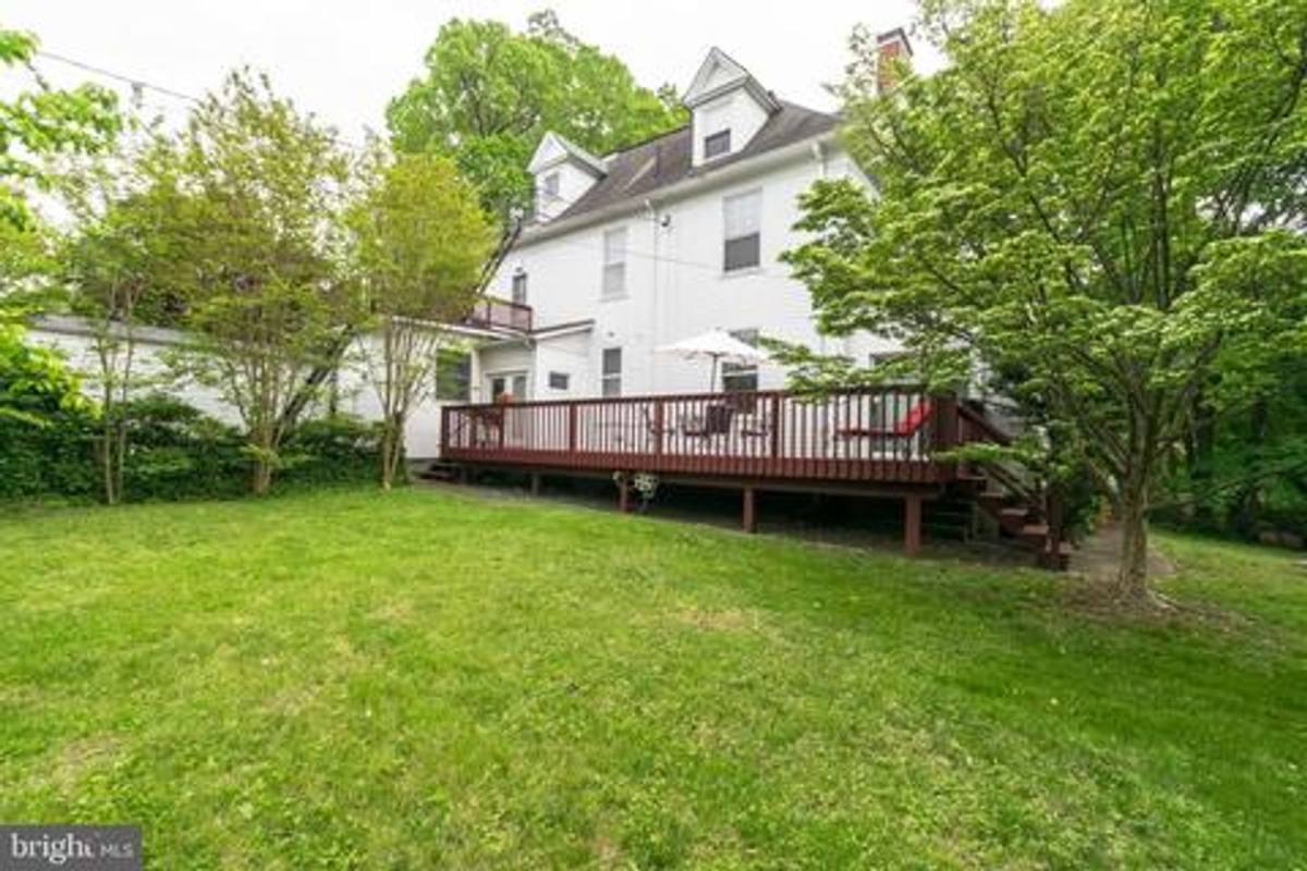 Apartment for rent at 720 Gladstone Ave, Baltimore, MD 21210