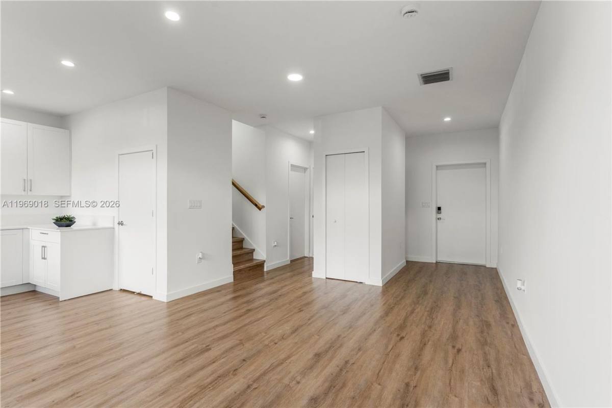 House for rent at 408 SW 1st St, Homestead, FL 33034