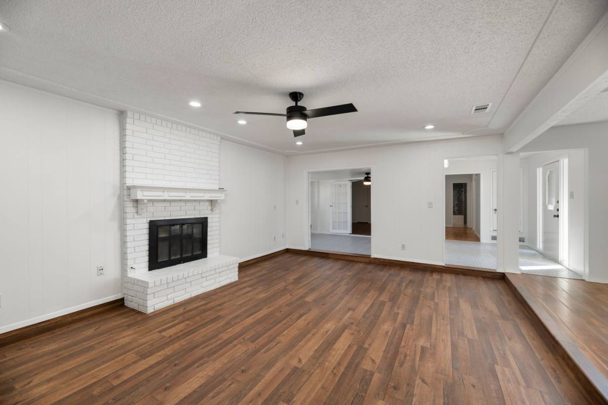 House for rent at 5603 Fireside Dr, Arlington, TX 76016