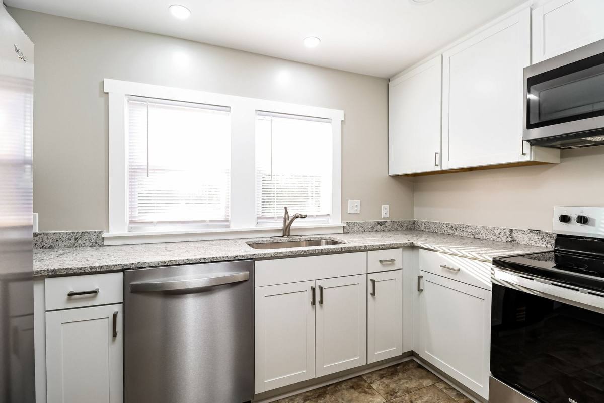 House for rent at 177 Half Circle Lane, Hendersonville, NC 28791