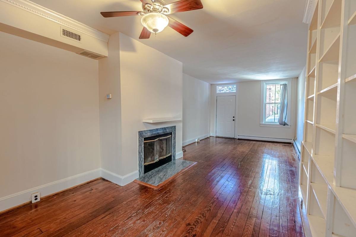 Townhouse for rent at 833 S Bond St, Baltimore, MD 21231
