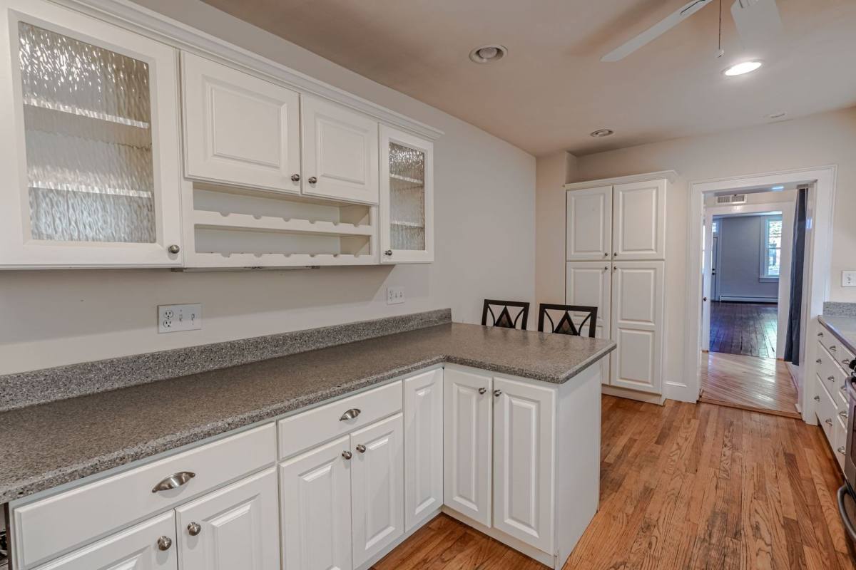 Townhouse for rent at 833 S Bond St, Baltimore, MD 21231