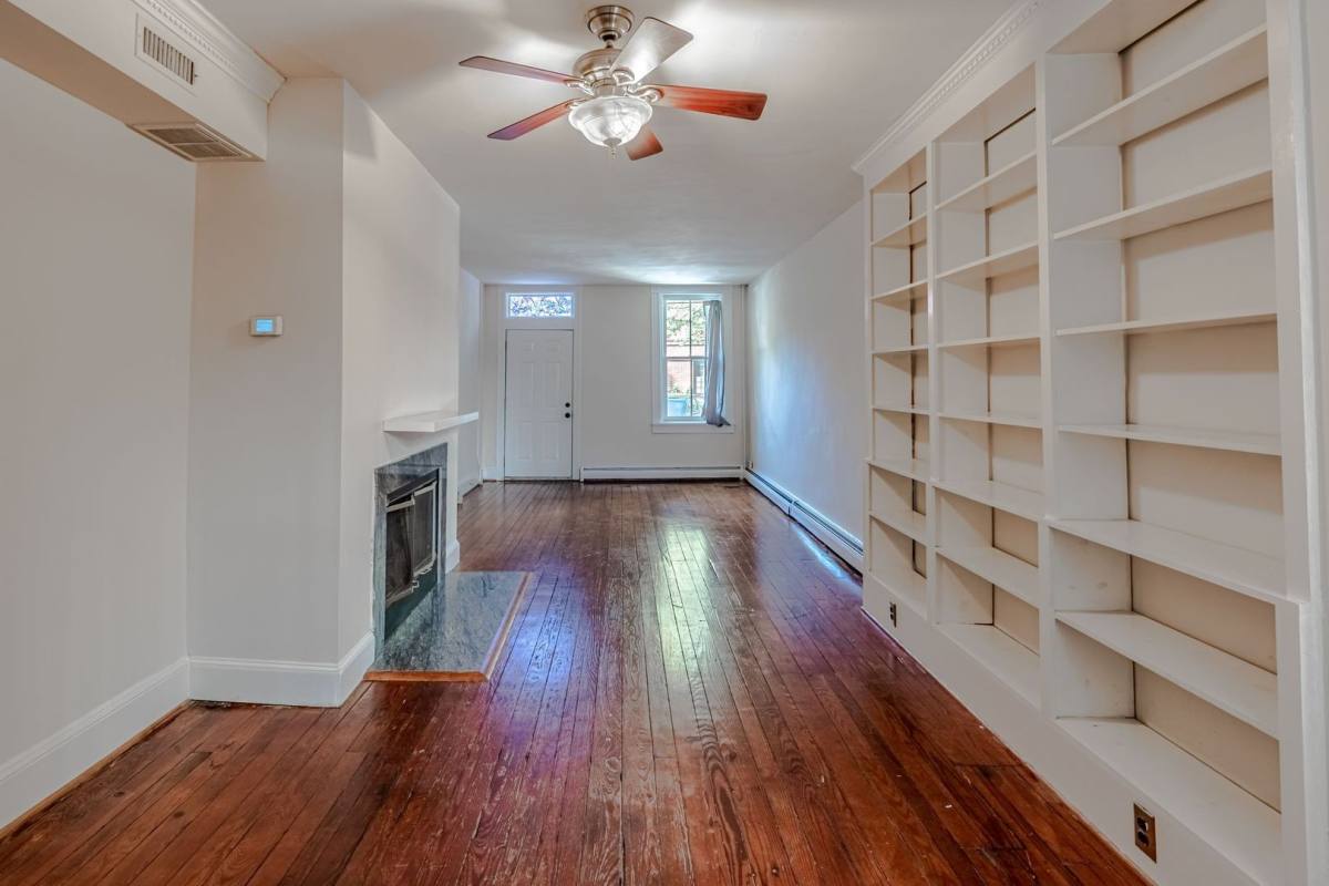 Townhouse for rent at 833 S Bond St, Baltimore, MD 21231