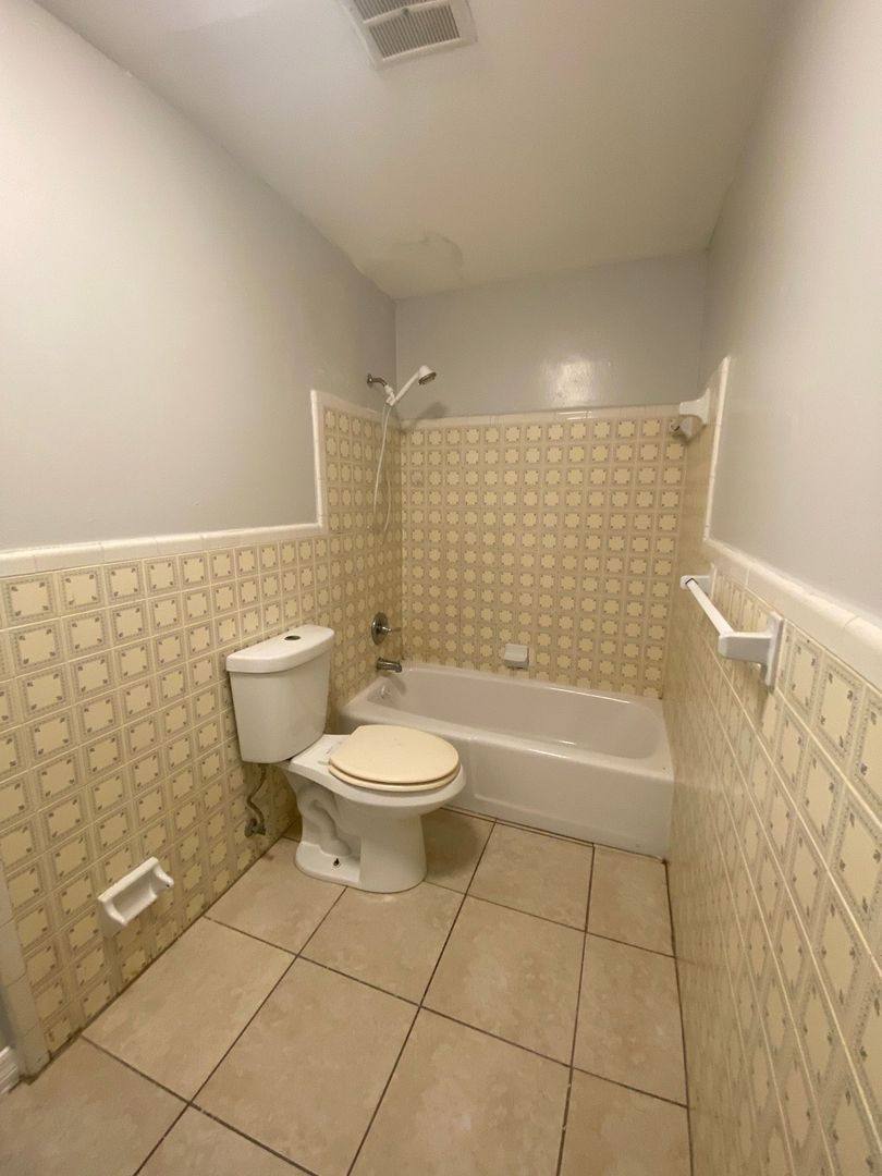 Apartment for rent at 3208 Louisiana Ave, Fort Pierce, FL 34947