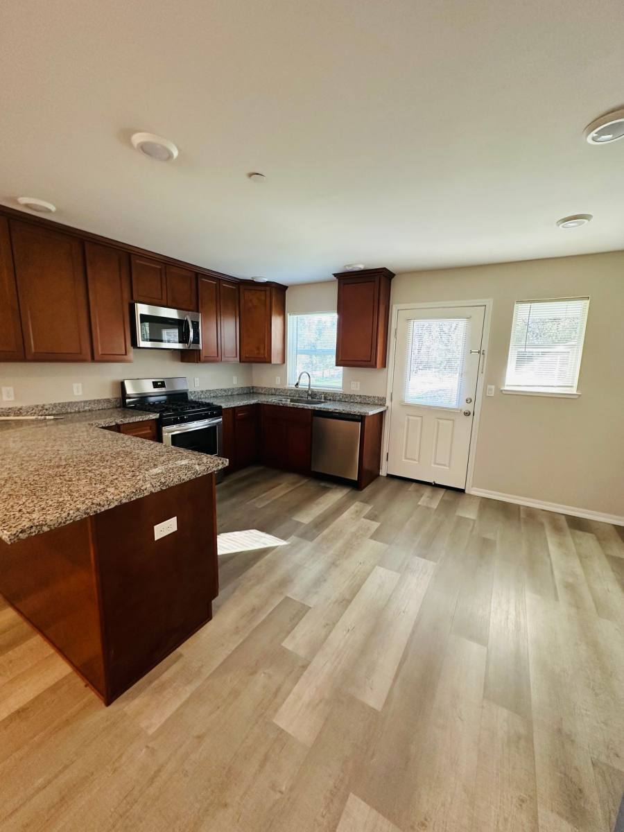 Apartment for rent at 575 -579 Racquet Way, Diamond Springs, CA 95619