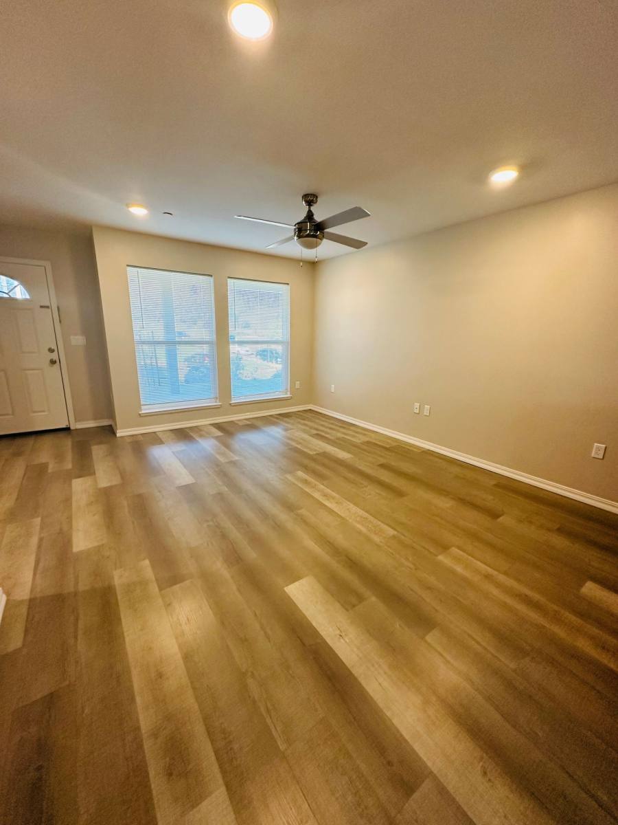 Apartment for rent at 575 -579 Racquet Way, Diamond Springs, CA 95619