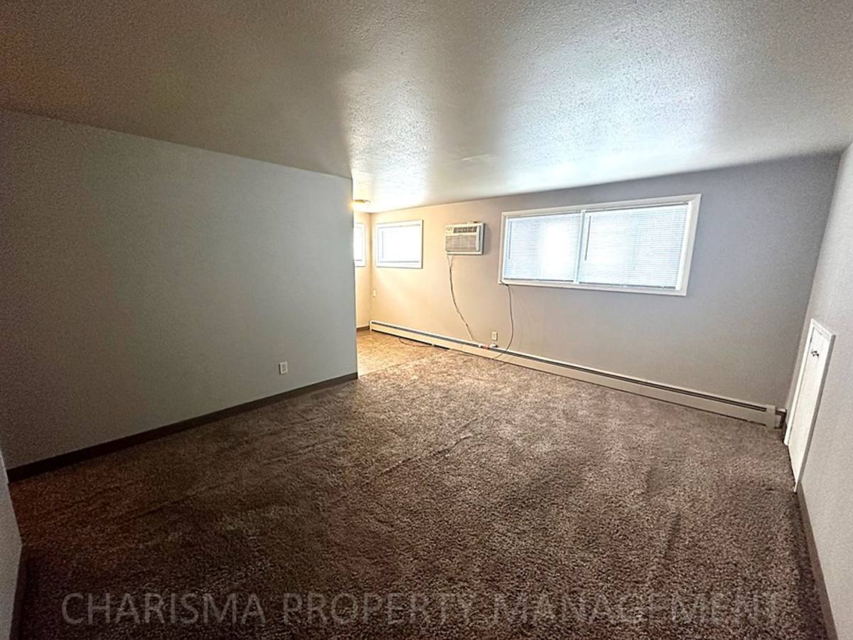 Apartment for rent at 605 W 17th St, Sioux Falls, SD 57104